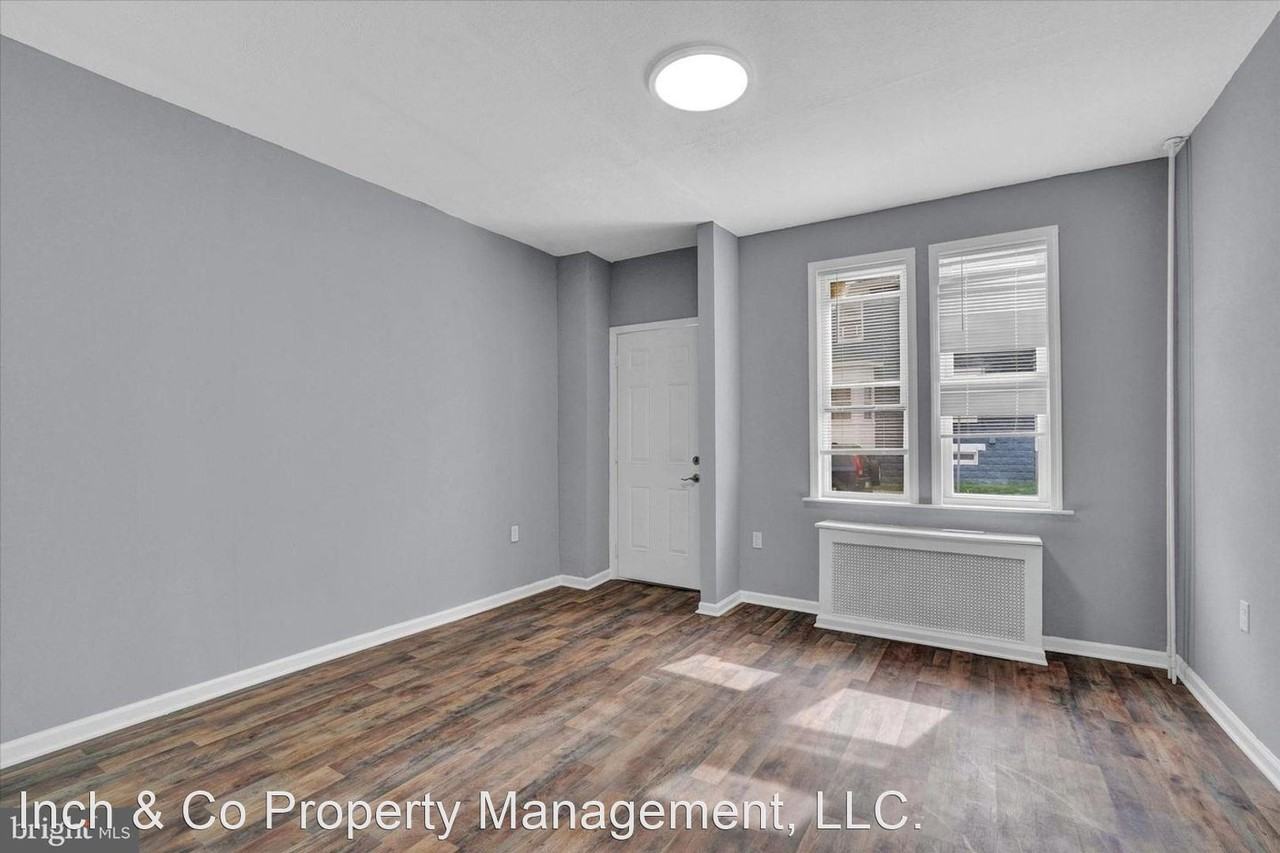 433 Juniper St - Photo 3 of 29