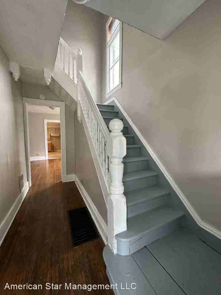 98 Avenue D - Photo 2 of 33