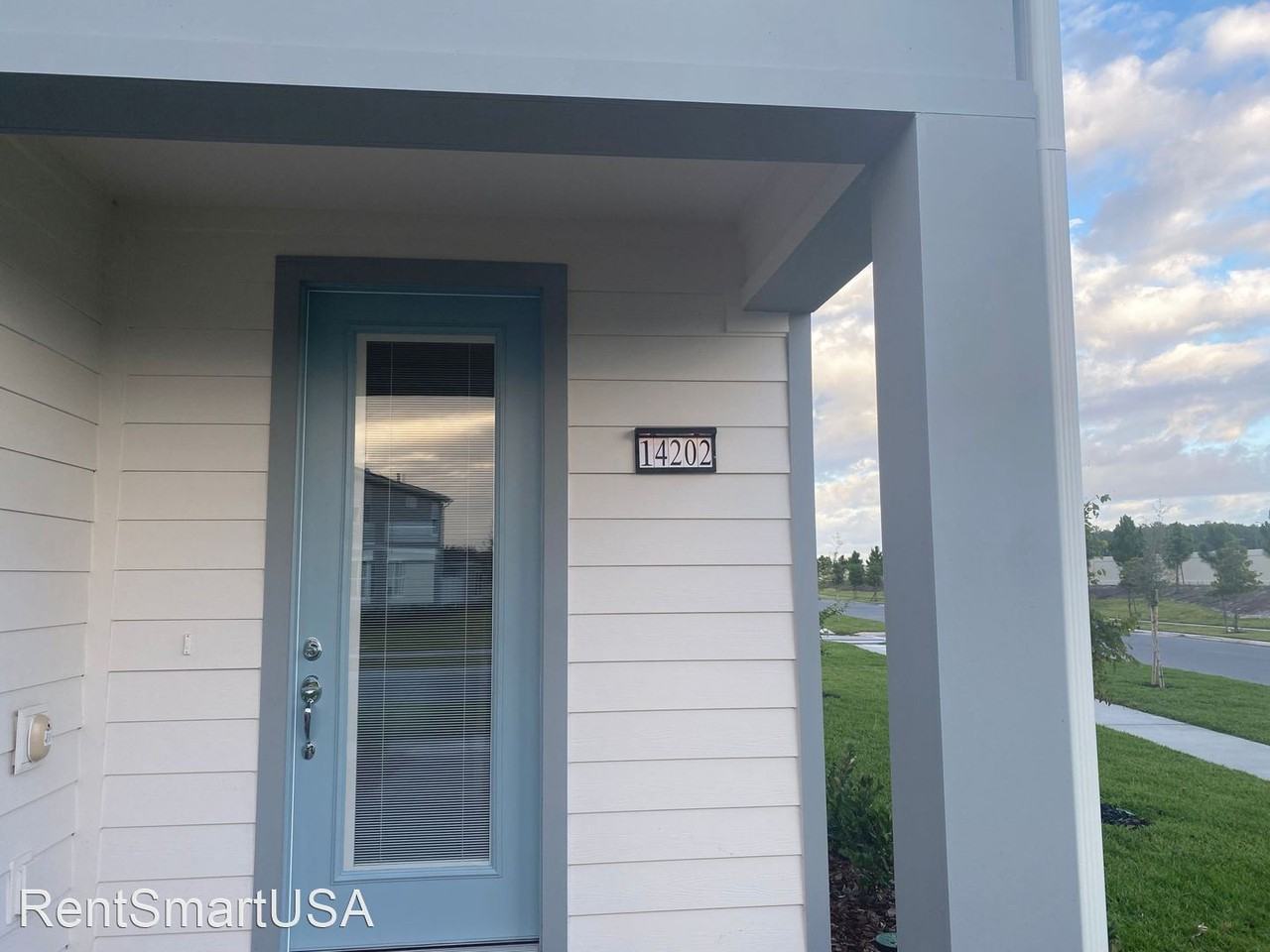 14202 Sapelo Beach Dr - Photo 3 of 36