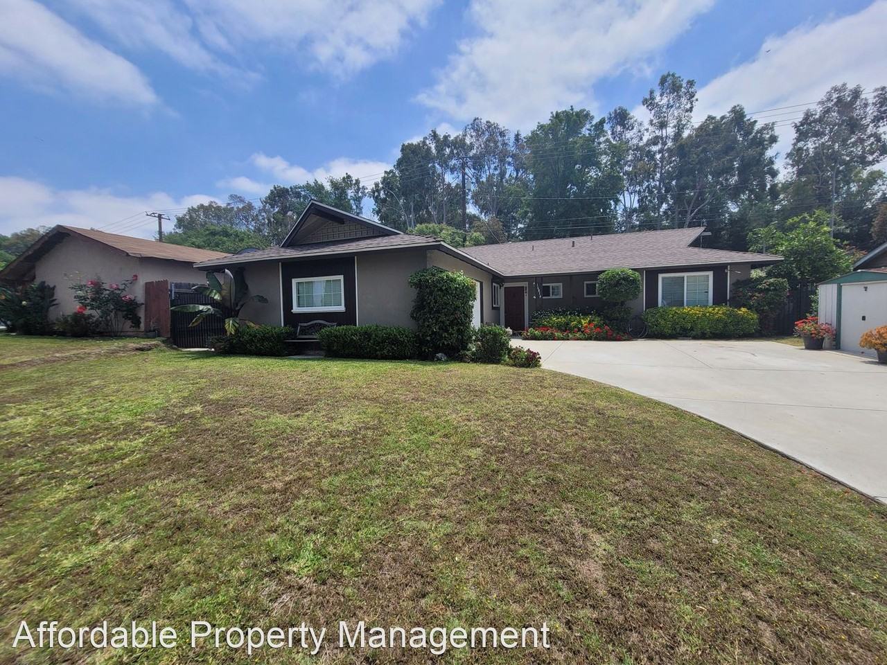 16814 Ironton Dr - Photo 3 of 19