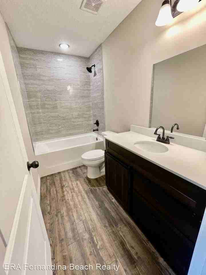 45175 Annie Laura St - Photo 2 of 7