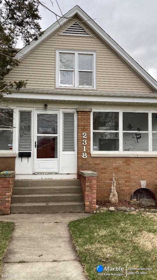 2318 Logan St - Photo 3 of 8