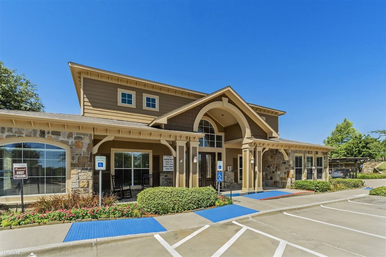 Weatherford Town Center - Photo 3 of 18