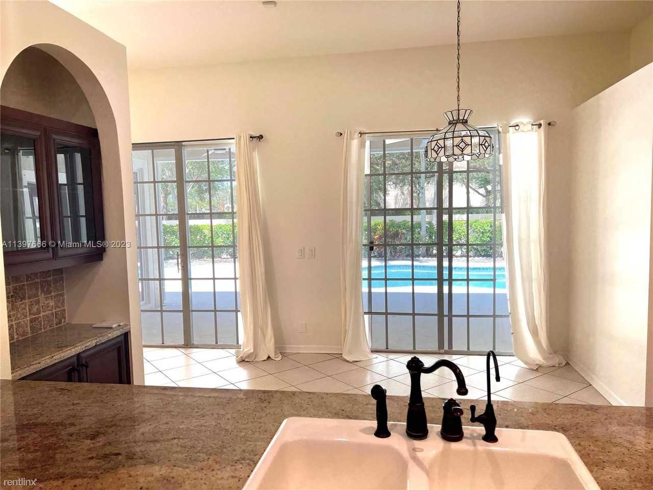 2051 Nw 125th Ter - Photo 3 of 16