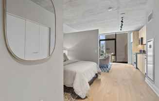 1044 W Van Buren St - Photo 1 of 1