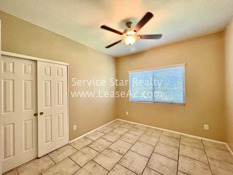 3640 N 38th St #201 - Photo 7 of 21