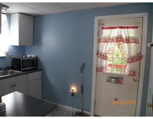 70 Daley St - Photo 3 of 11