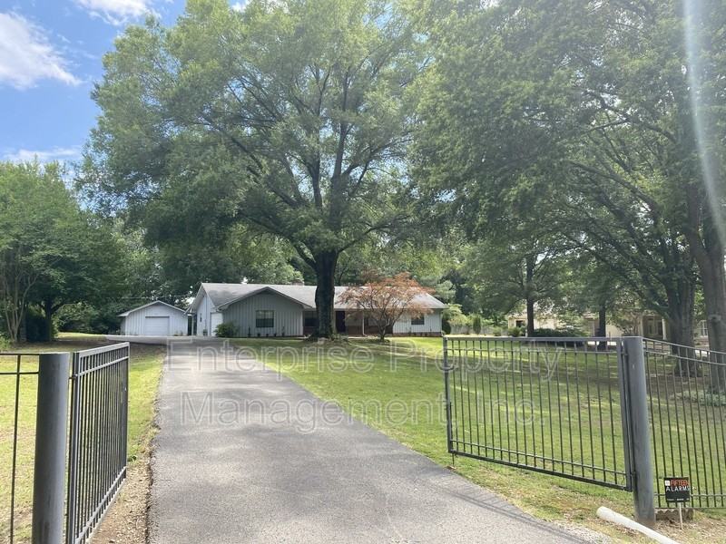 7751 Macon Rd - Photo 5 of 50