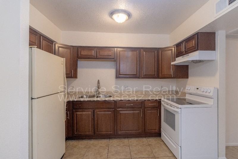 2807 E Le Marche Ave #103 - Photo 5 of 17