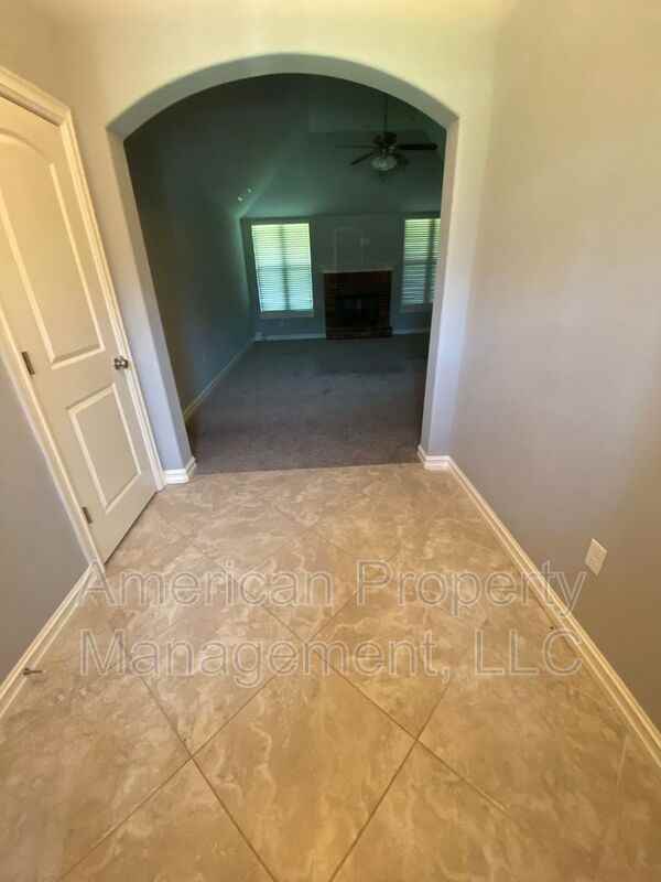 5312 Charleston Dr - Photo 2 of 41