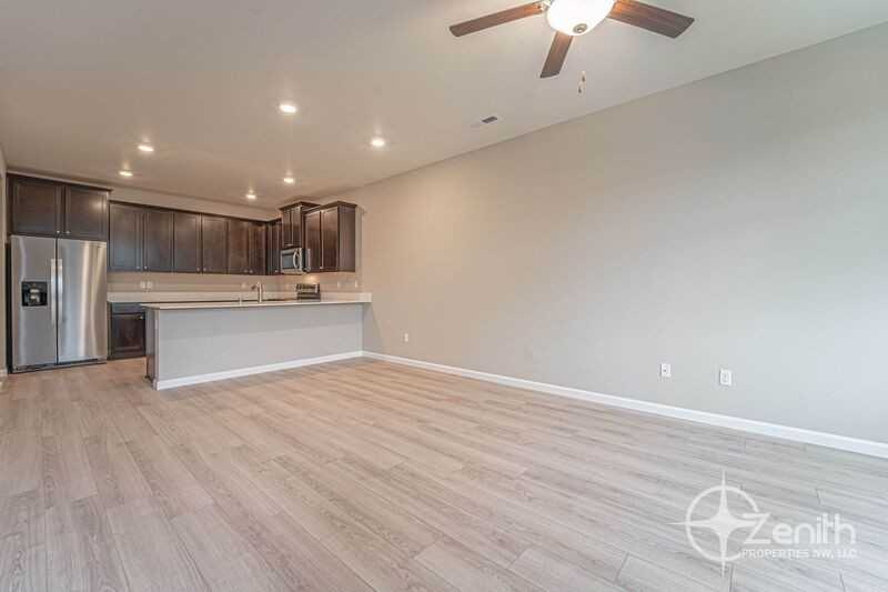 7020 Ne 156th Pl - Photo 5 of 38
