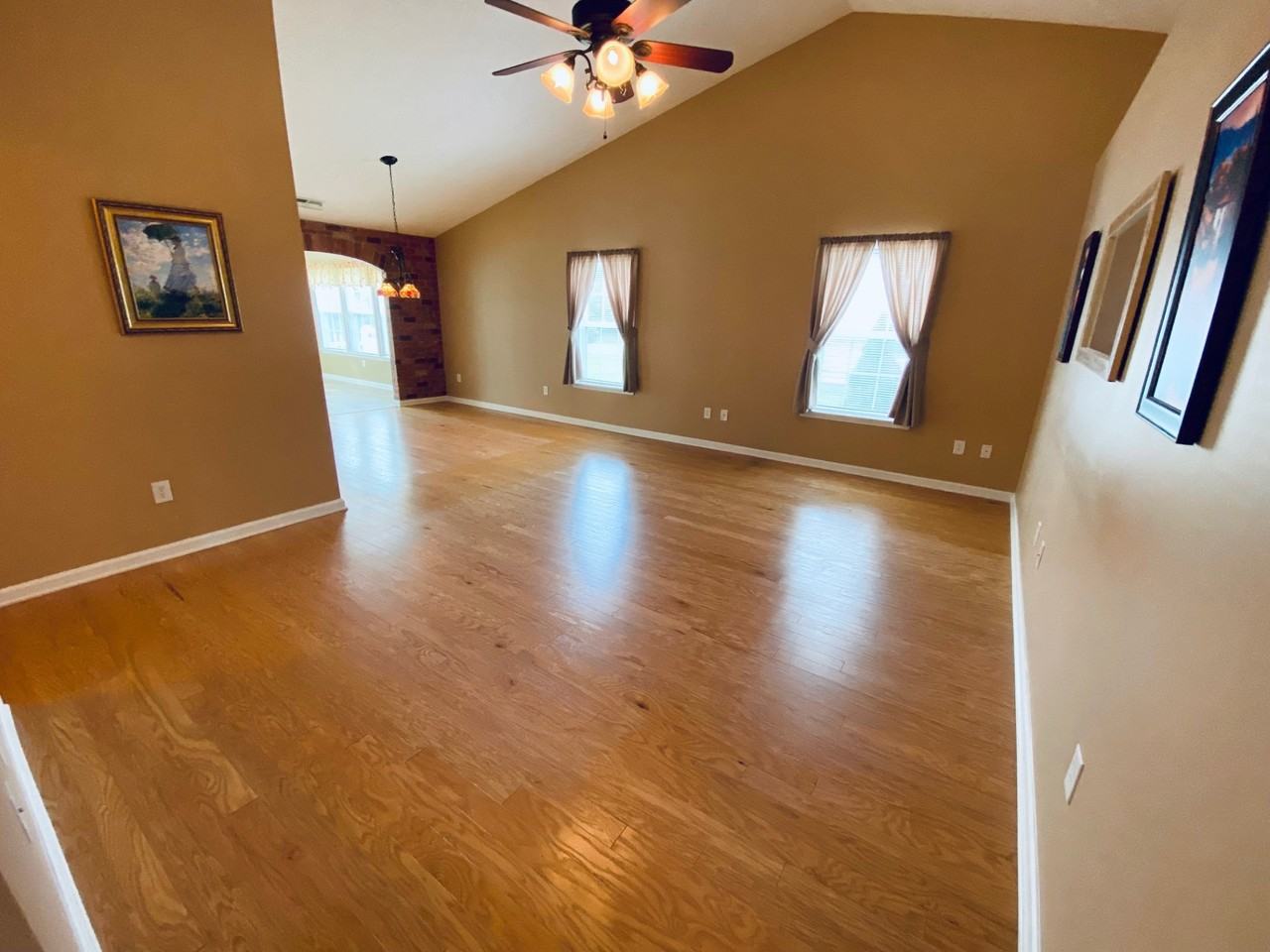 405 Barton Loop - Photo 5 of 34