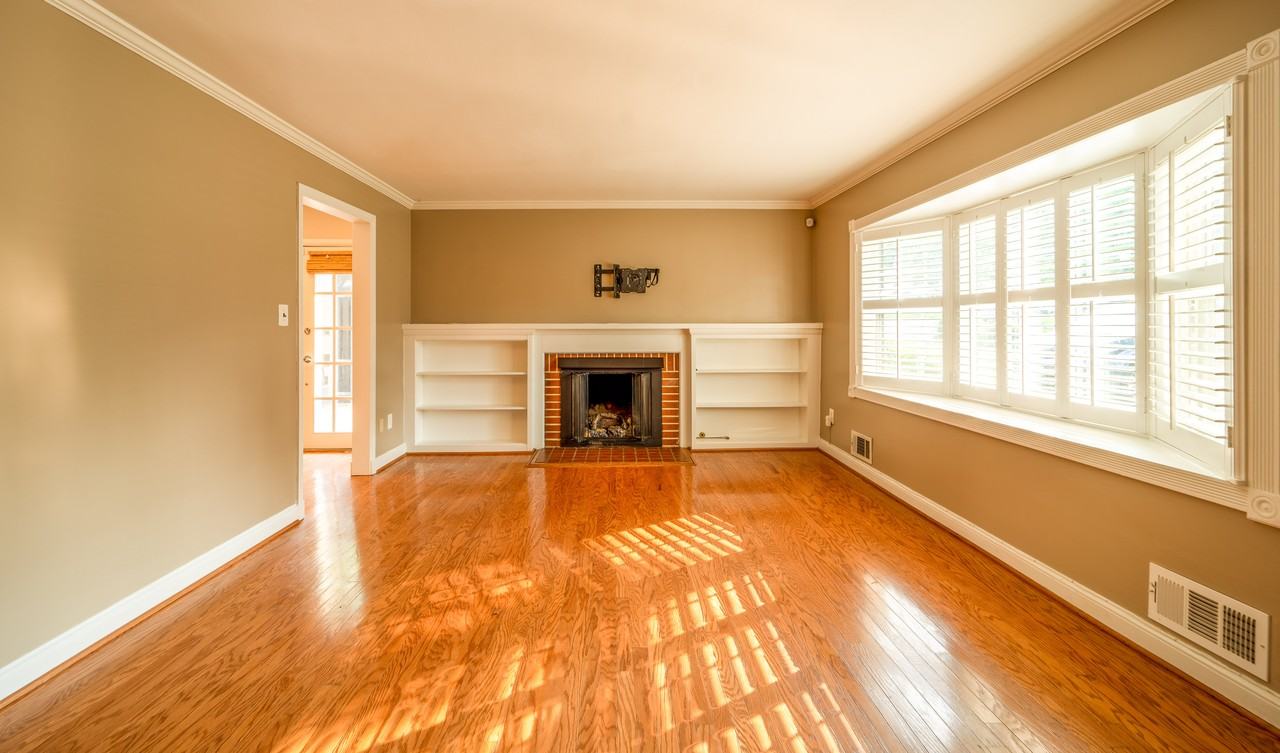 929 N Potomac St - Photo 3 of 30