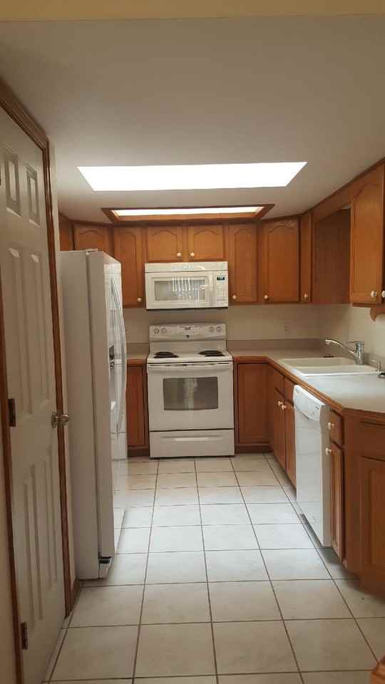 2838 Grand Falls Cir #B - Photo 2 of 13