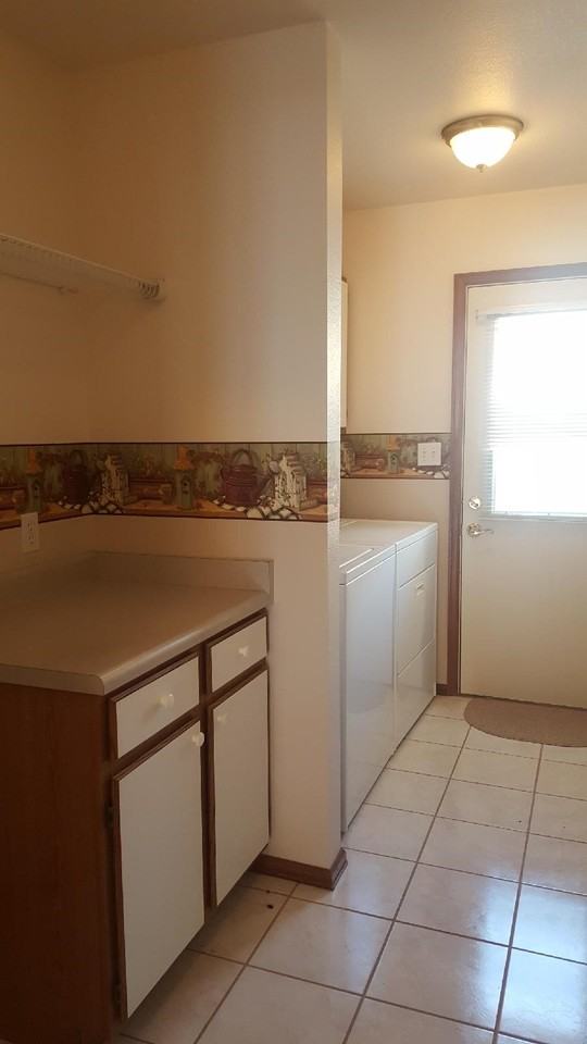 2838 Grand Falls Cir #B - Photo 3 of 13