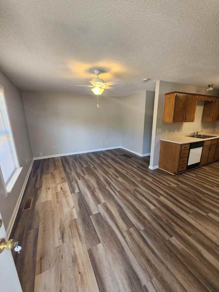 1948 E First St Apartments in Crossville, TN 38555 Zumper