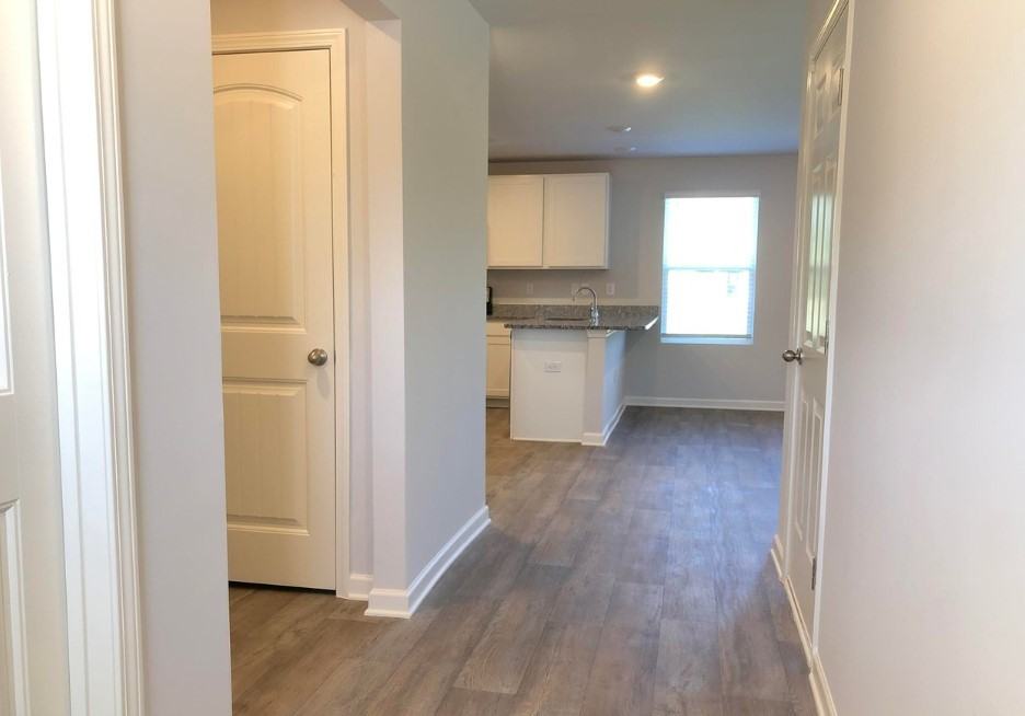 160 Emory Rd - Photo 3 of 15