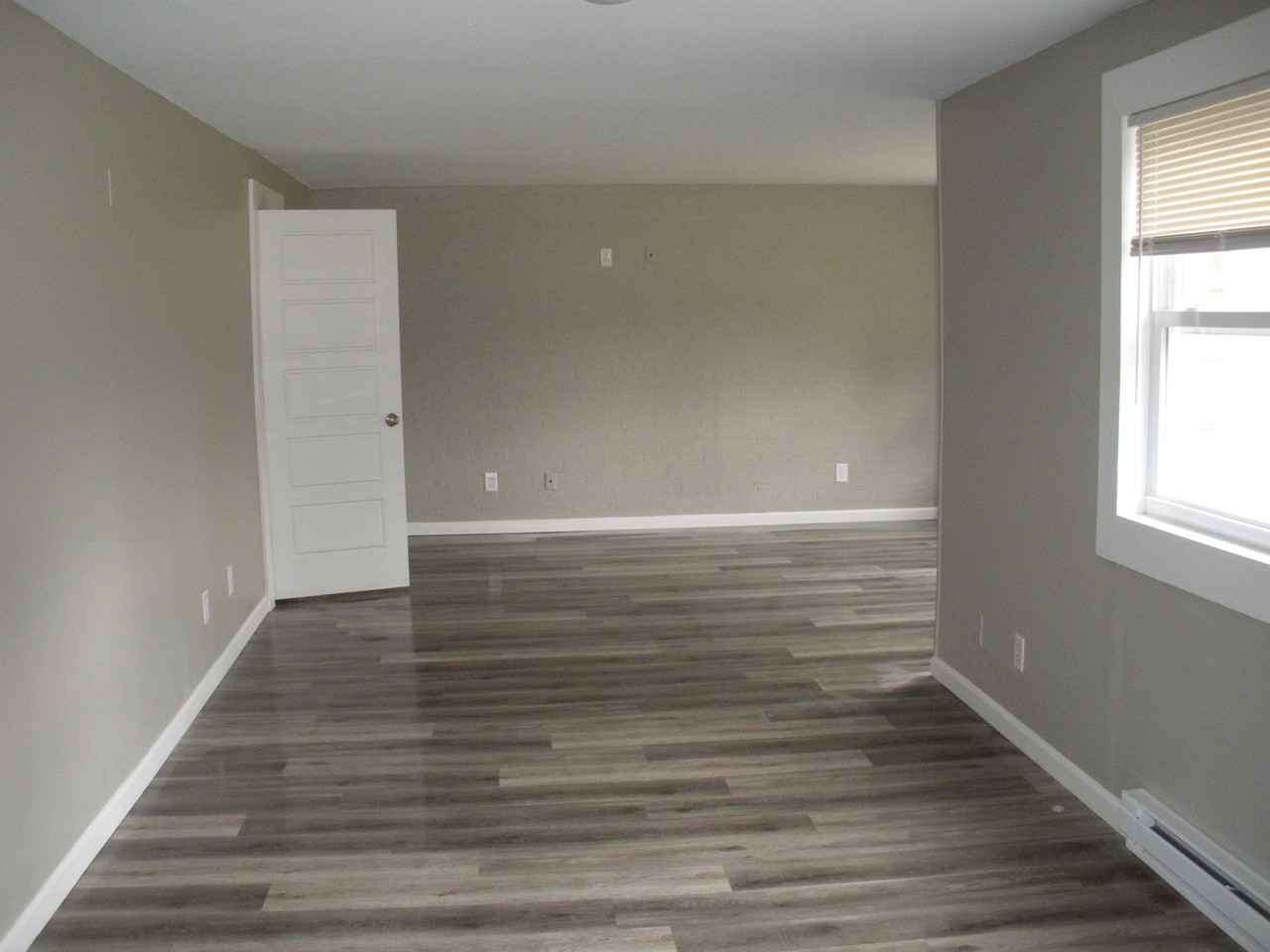 804 E Main St - Photo 2 of 7