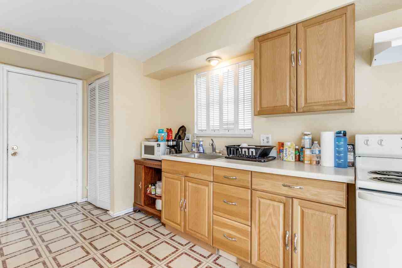 3445 Holliday Rd - Photo 3 of 12