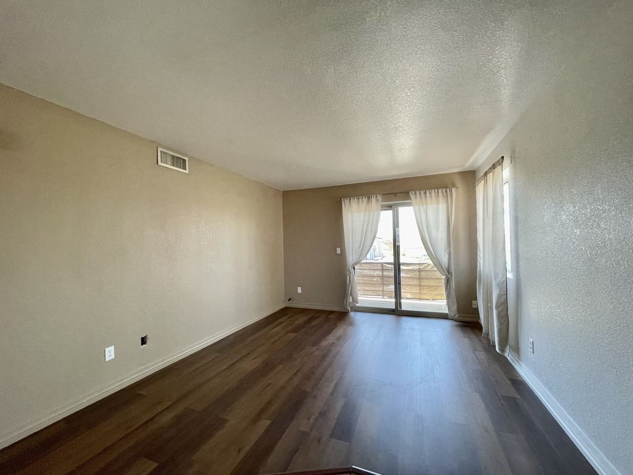 2805 Colibri Ct - Photo 2 of 21