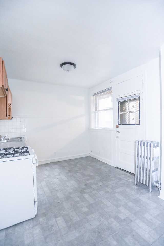 3944 W Roscoe St #2A - Photo 7 of 11