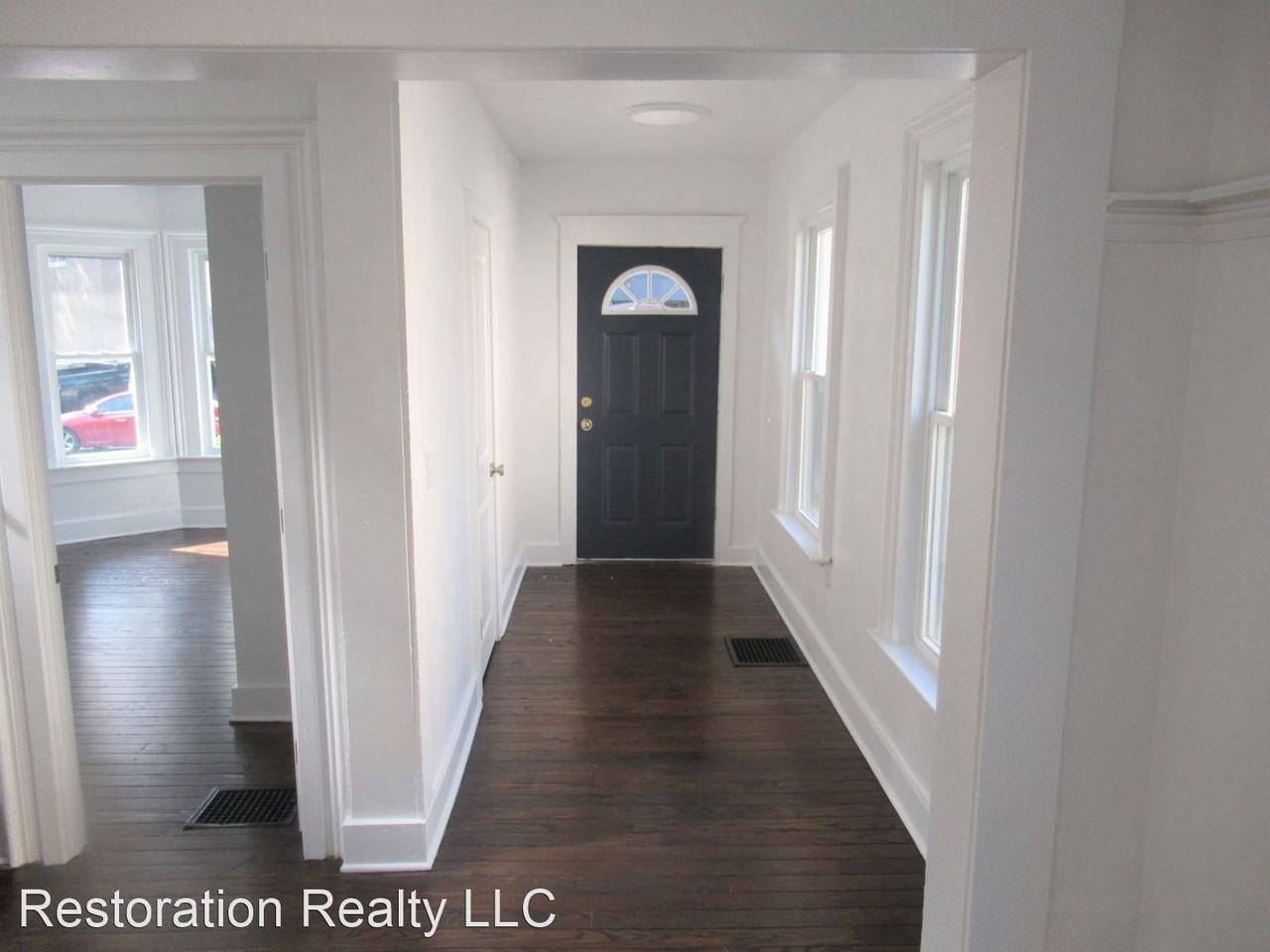 105 Bristol St - Photo 3 of 27