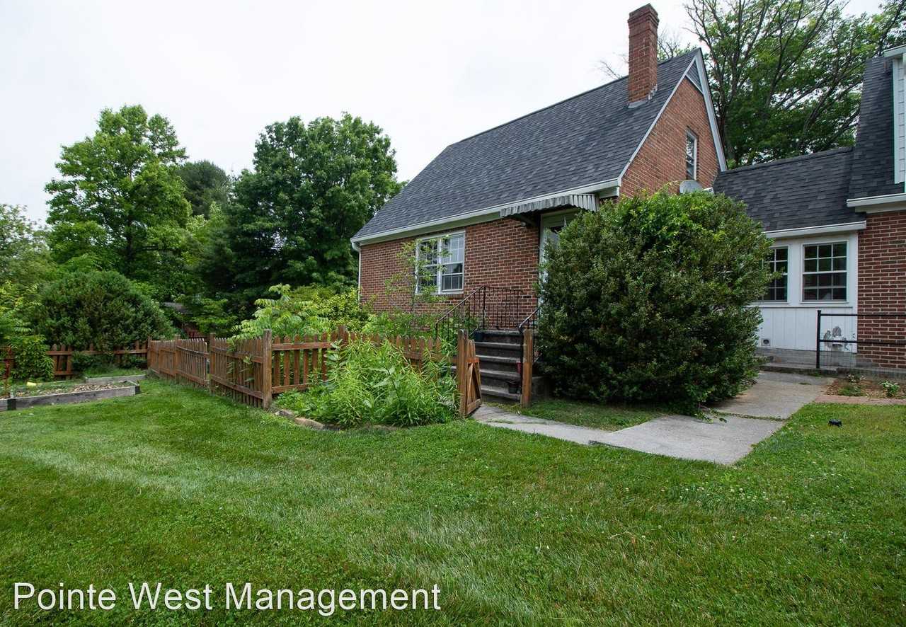 600 Airport Rd - Photo 2 of 7