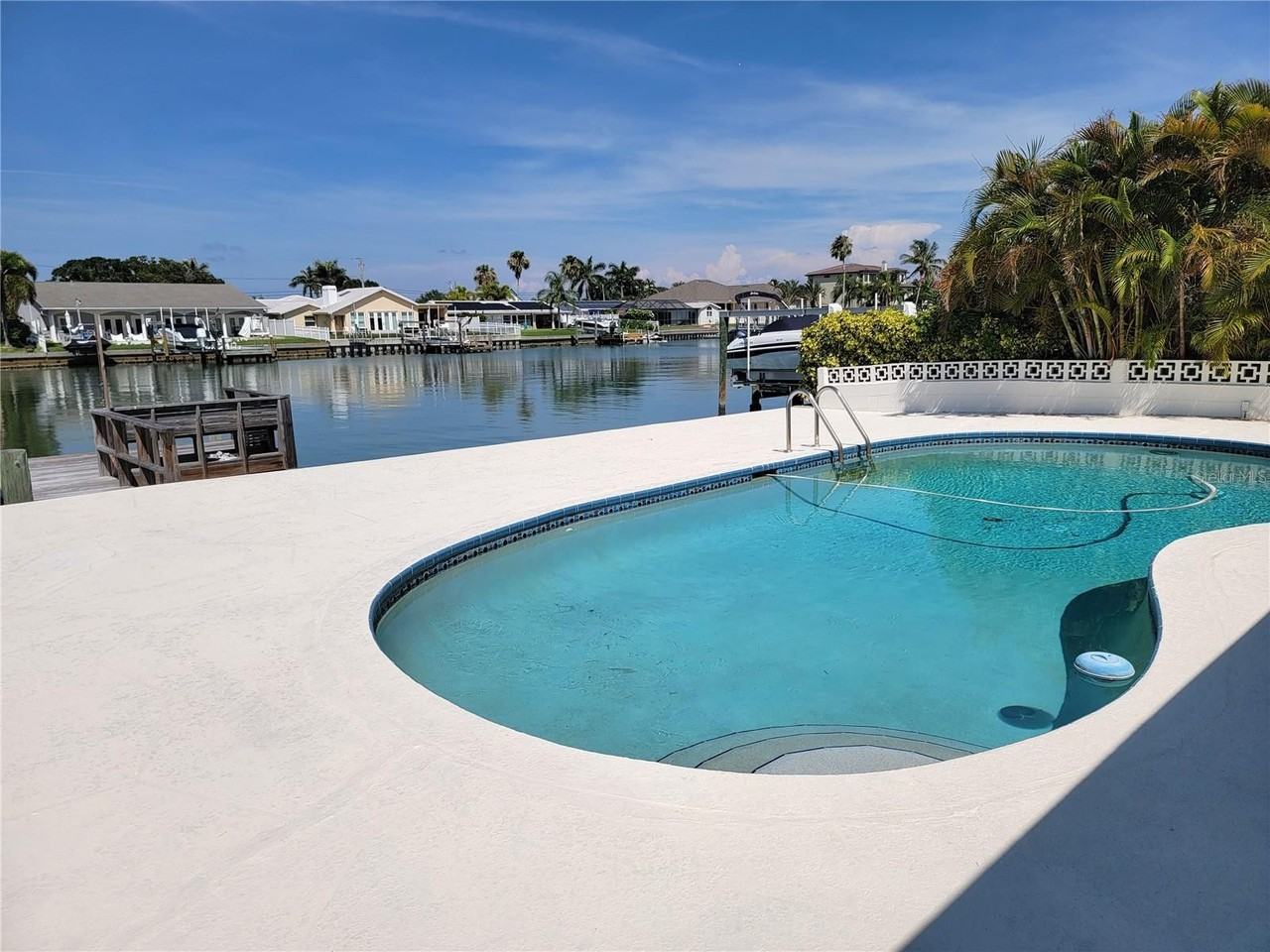 12035 6th St E - Photo 4 of 36