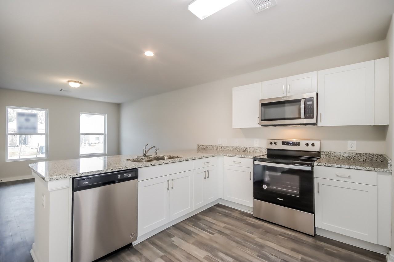 15614 Briar Forest Dr - Photo 7 of 18