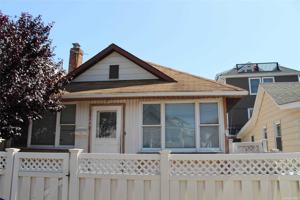 featured image of 104 Wisconsin Street