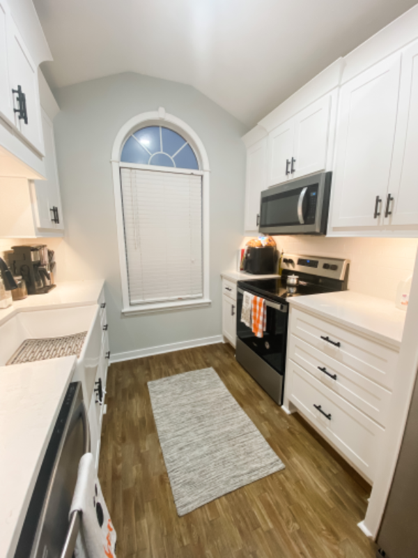 550 Mockingbird Cir - Photo 2 of 7