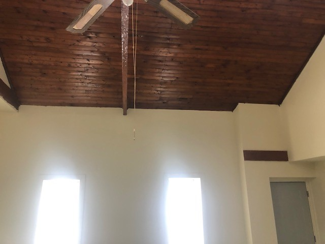 252 S Maple St #1 - Photo 2 of 8