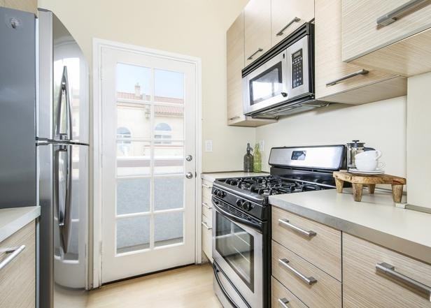 2731 Strickland Ave #NA - Photo 3 of 5