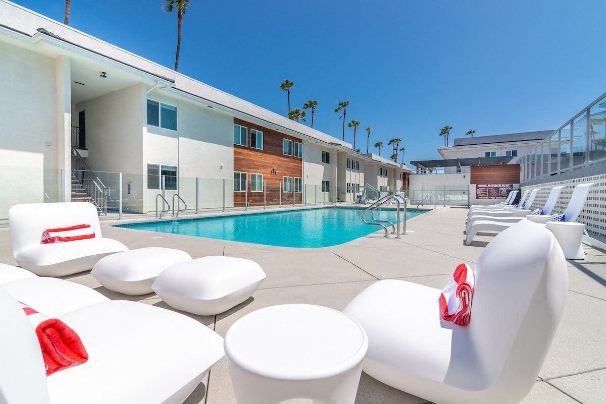 Bixby Hill Apartments - Photo 7 of 40