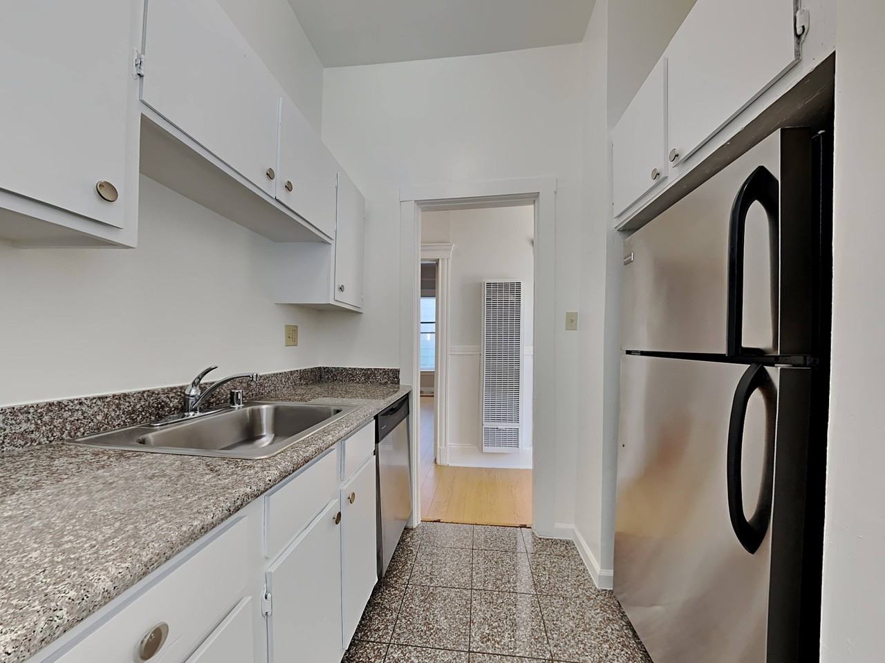 415 Pierce - Photo 4 of 10