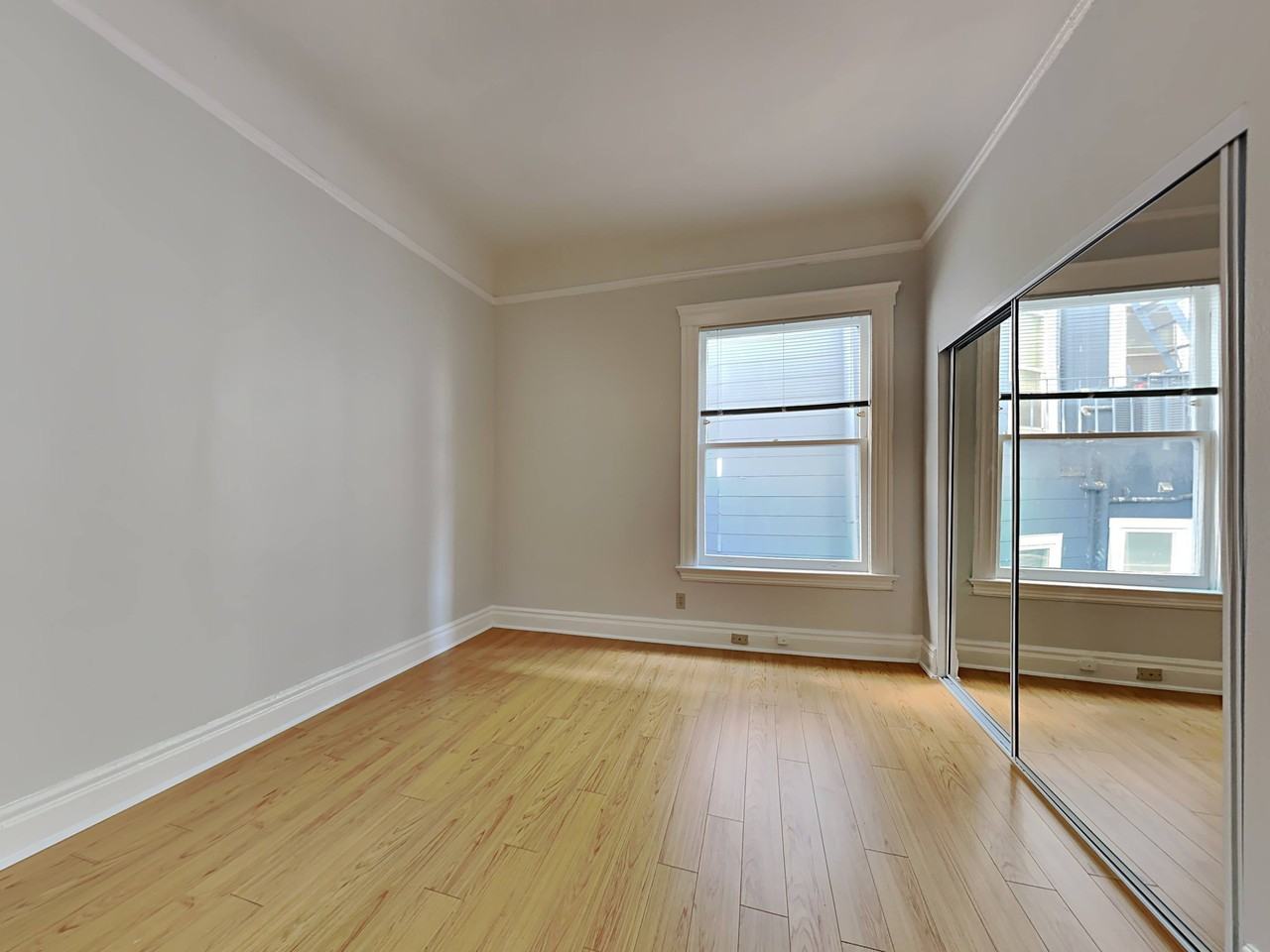415 Pierce - Photo 7 of 10
