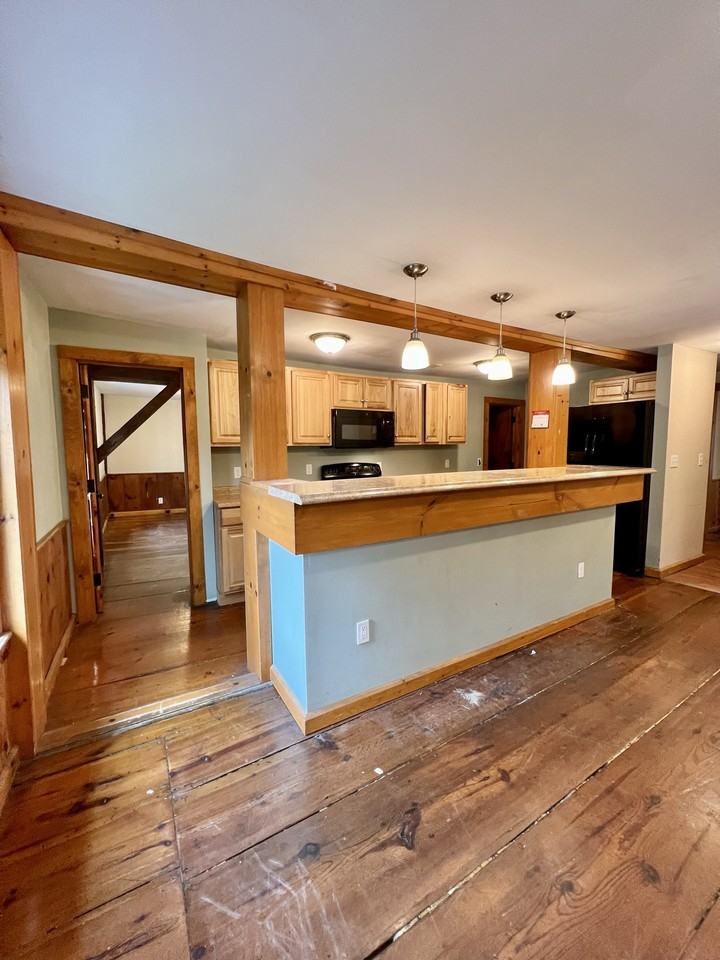 94 Bay Rd #2 - Photo 3 of 11