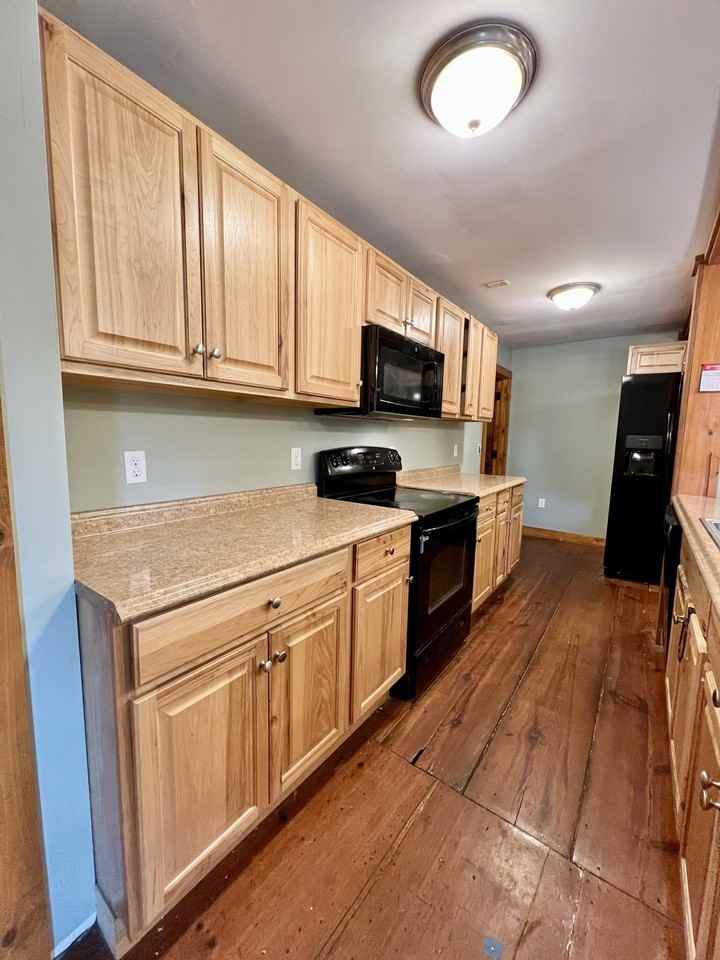 94 Bay Rd #2 - Photo 4 of 11