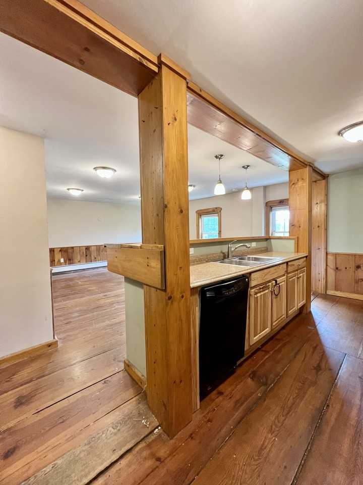 94 Bay Rd #2 - Photo 6 of 11