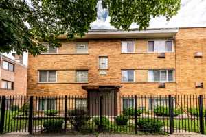 featured image of 8334 S Ellis Ave