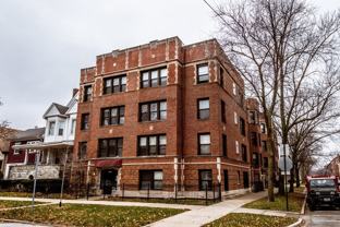 6904 S Cregier Ave - Photo 1 of 1