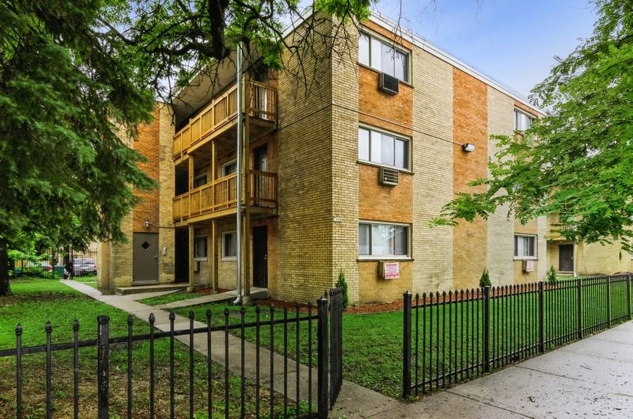Apartments for Rent In Chatham, Chicago, IL Find 113 Condos & Other
