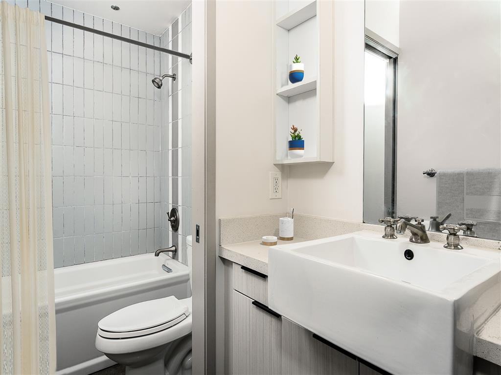 The Broadway Lofts - Photo 4 of 50