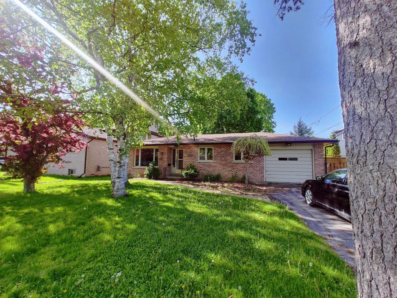 523 Roosevelt Drive Apartments 523 Roosevelt Dr, Kingston, ON K7M 5Y3