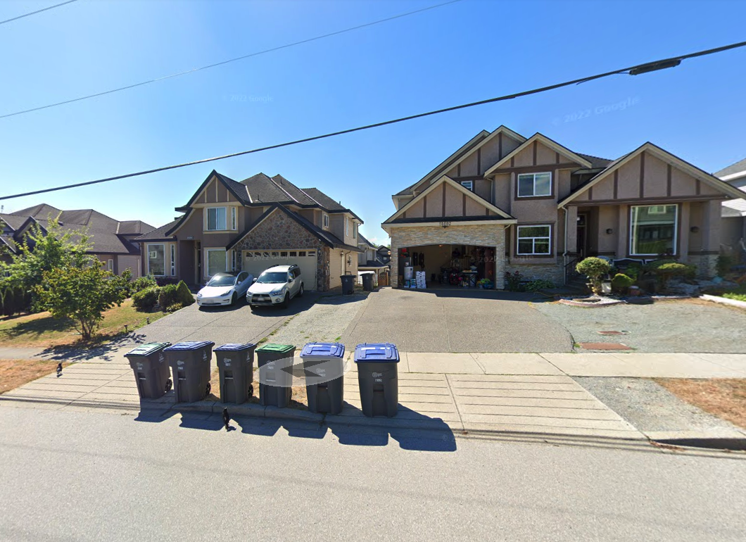 18886 54 Avenue Ground, Surrey, BC V3S 2K2 1 Bedroom Apartment for