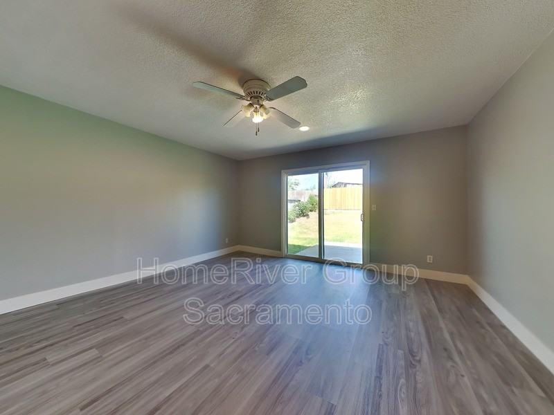 6252 Whitecliff Way - Photo 2 of 21