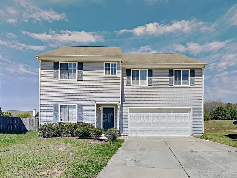 801 Stockport Way - Photo 2 of 29