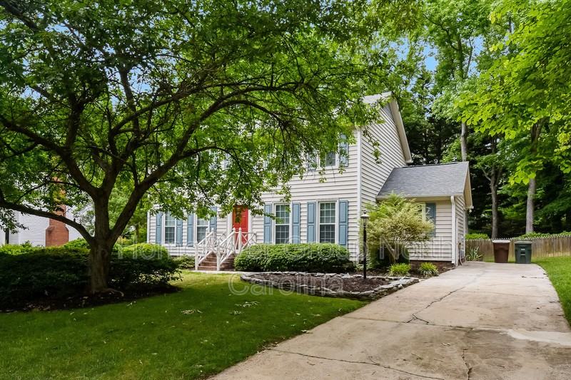 5211 Nantucket Rd - Photo 2 of 17