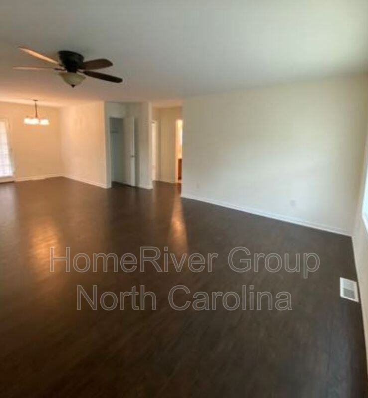 4810 Tony Dr - Photo 2 of 9