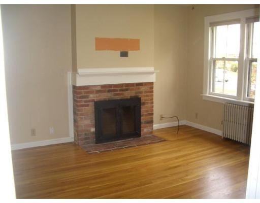 196 Hubbard St #196 - Photo 2 of 10